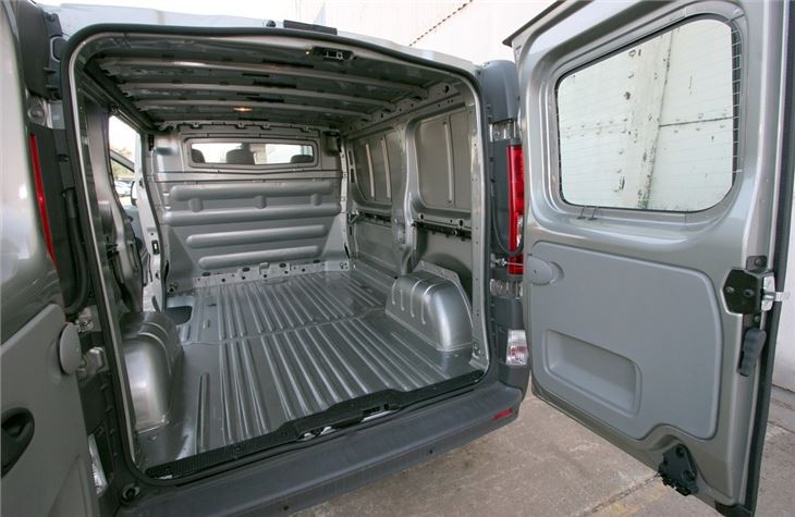 Nissan primastar cargo dimensions