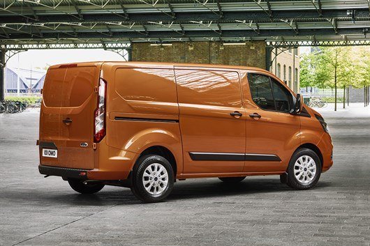 2017_Ford _Transit _03