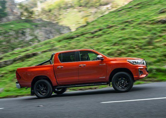 Hilux Invincible X 2