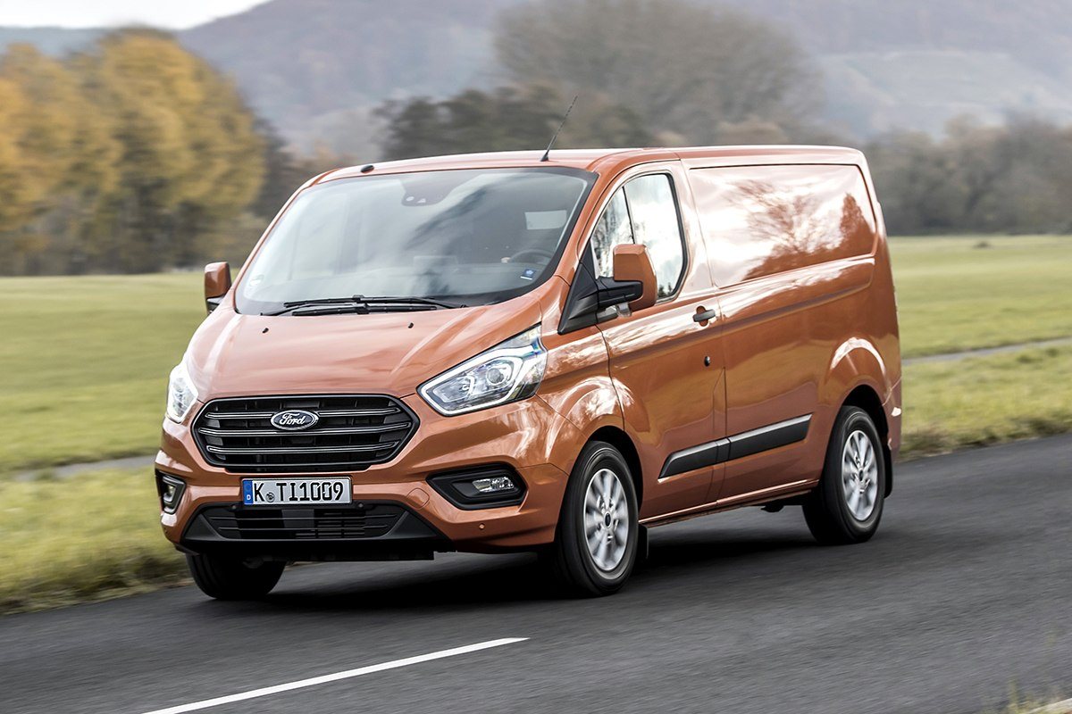 Ford transit best sale custom 2018