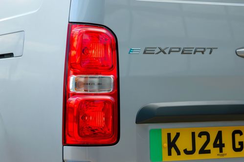 Peugeot E-Expert tail light